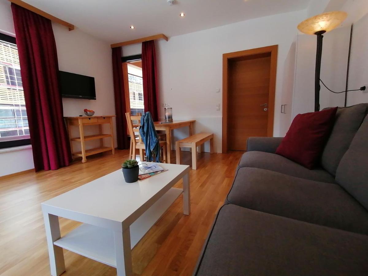 Mo'S Apartments Майрхофен Экстерьер фото