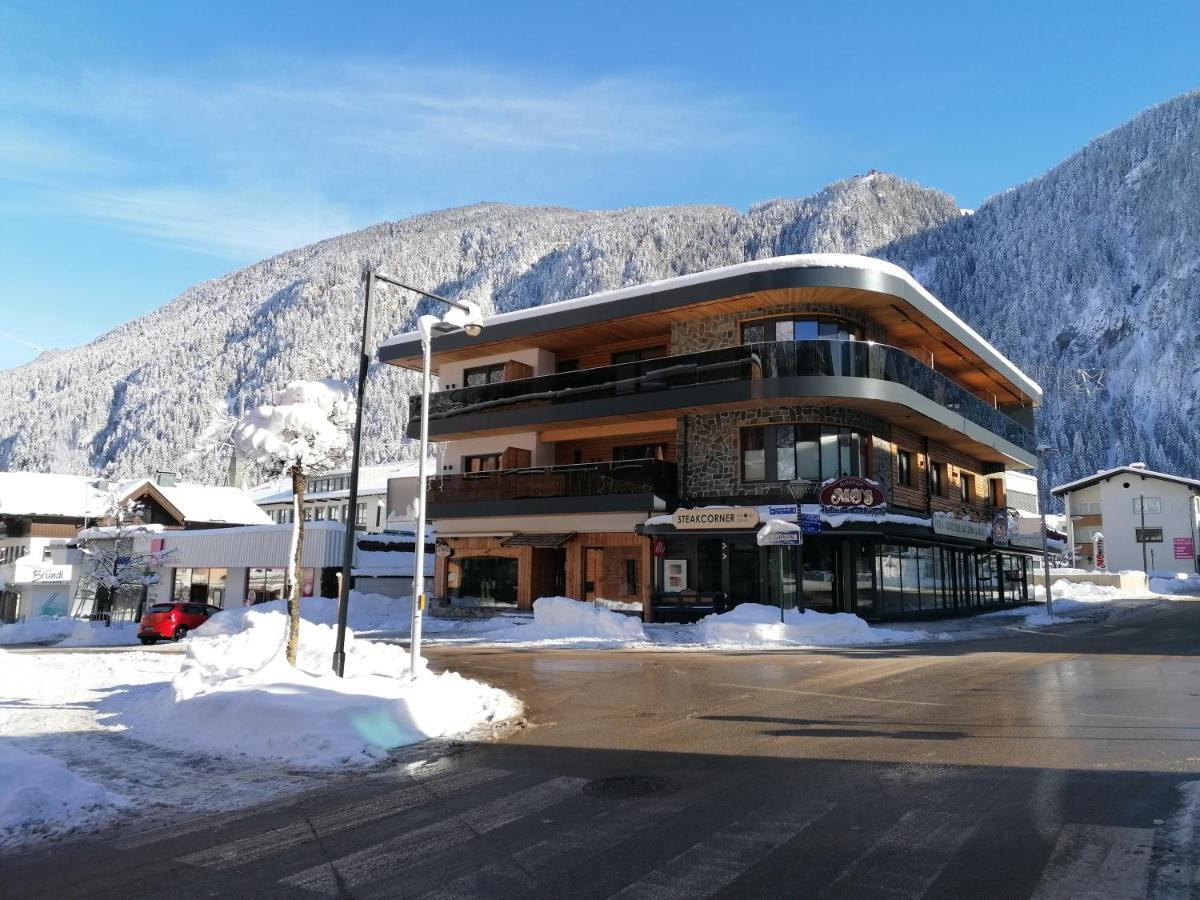 Mo'S Apartments Майрхофен Экстерьер фото